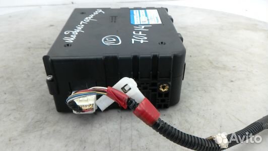 Блок управления lexus RX 2 (70F14NC10)