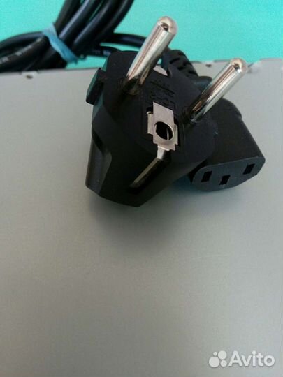 Провода, шнуры, кабели, адаптеры для компьютера