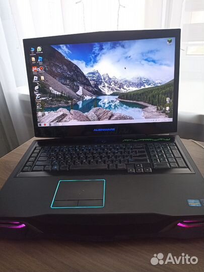 Мощный игровой ноутбук с подсветкой клавиатуры