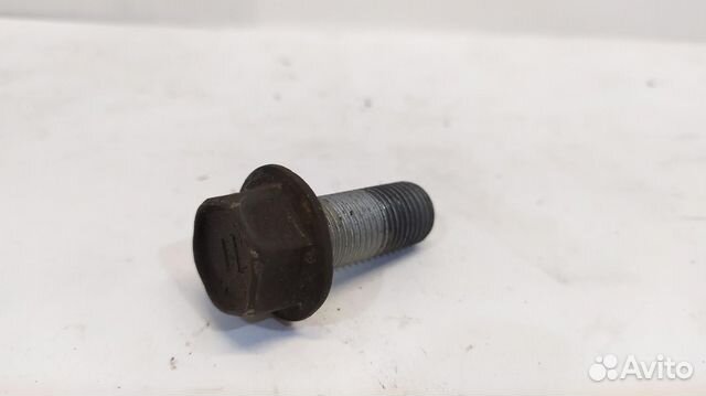 Болт переднего суппорта toyota Isis ANM10 M2629