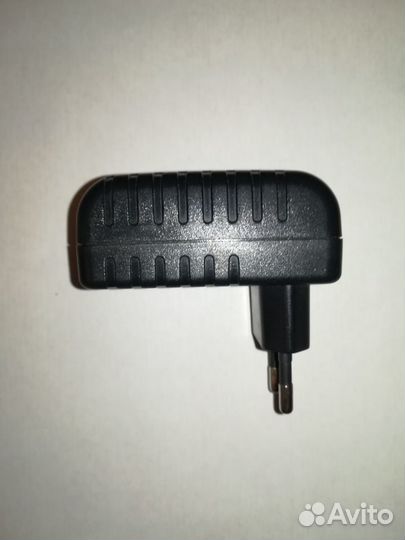 Зарядное устройство для смартфона
