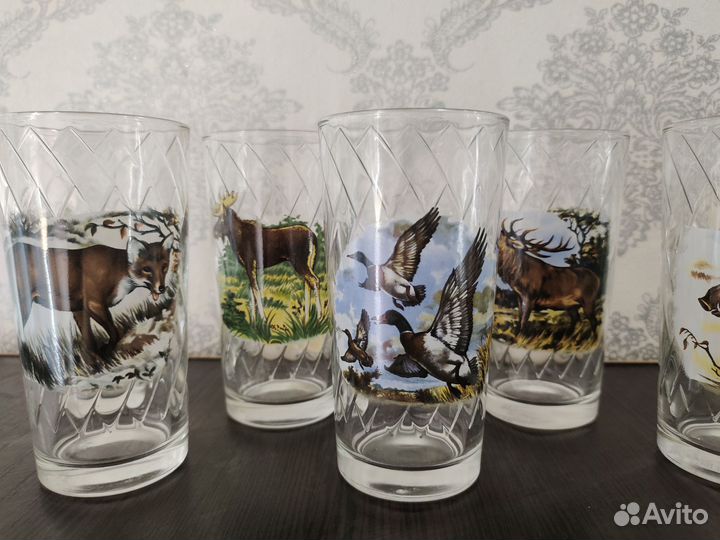 Набор стаканов