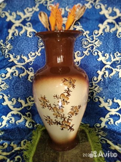 Ваза большая. Высота 61 см