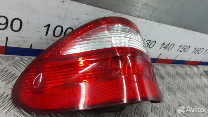 Фонарь задний левый Mercedes-Benz E-Класс