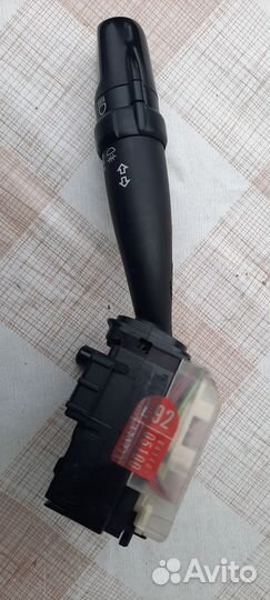 Подрулевой переключатель toyota avensis т 250