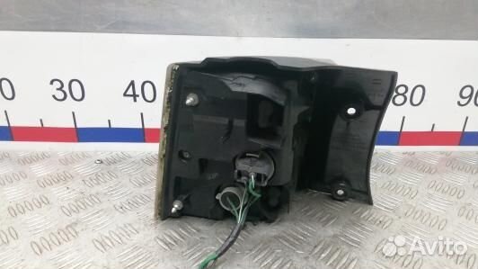 Фонарь задний правый mitsubishi outlander 2 (BEA31