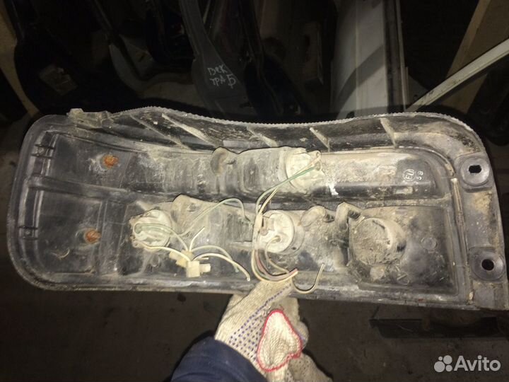 Фонарь задний правый Toyota Corolla ae90 купе