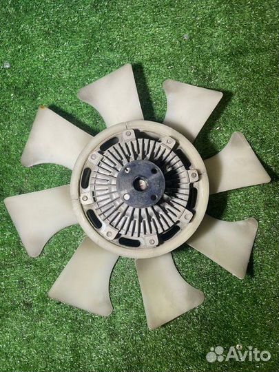 Вентилятор охлаждения радиатора Mitsubishi L200