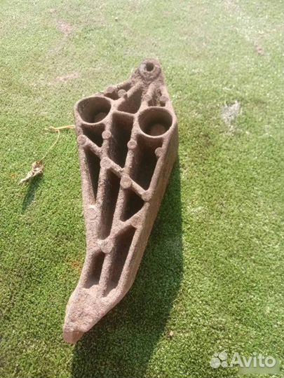 Кронштейн двс правый Opel Vectra B