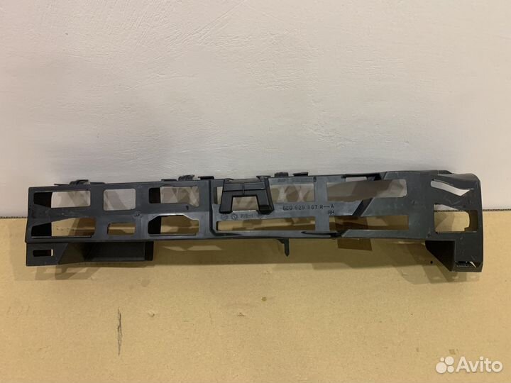 Renault Duster (15-20) абсорбер перед.бампера RH