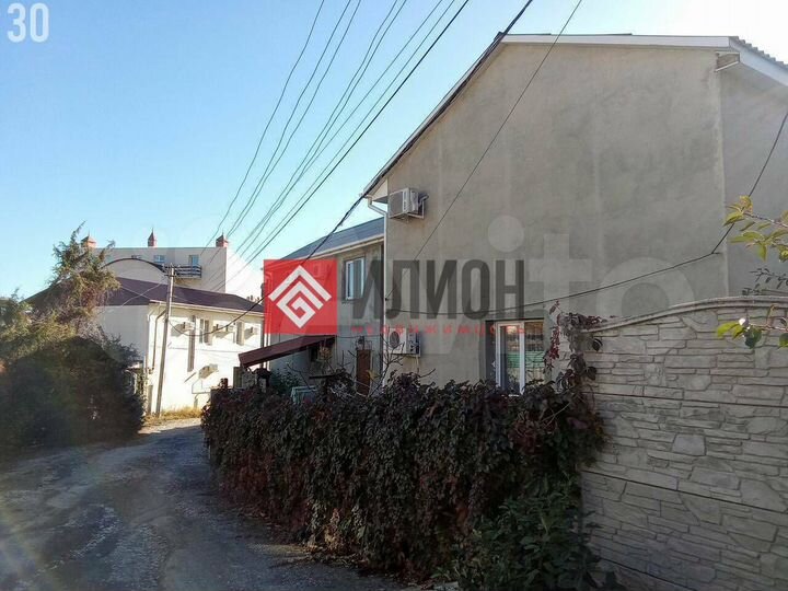 Дом 183,8 м² на участке 7,5 сот.