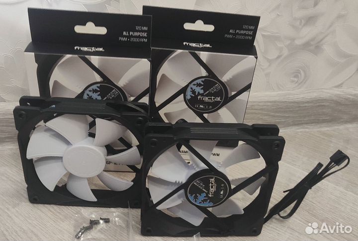 2 вентилятора для корпуса Fractal Design