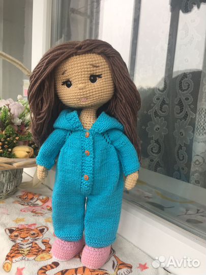 Кукла вязаная
