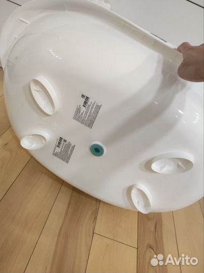 Детская ванночка для купания с термометром