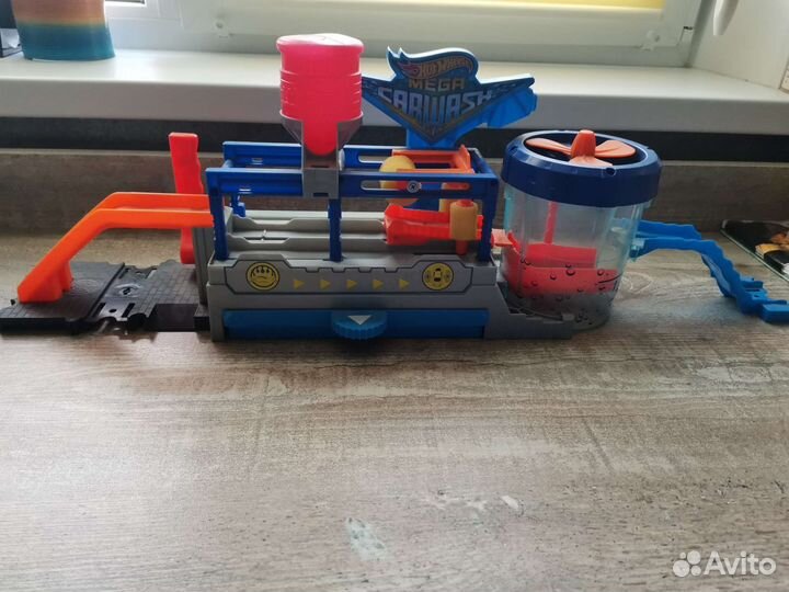 Автомойка от Hot wheels
