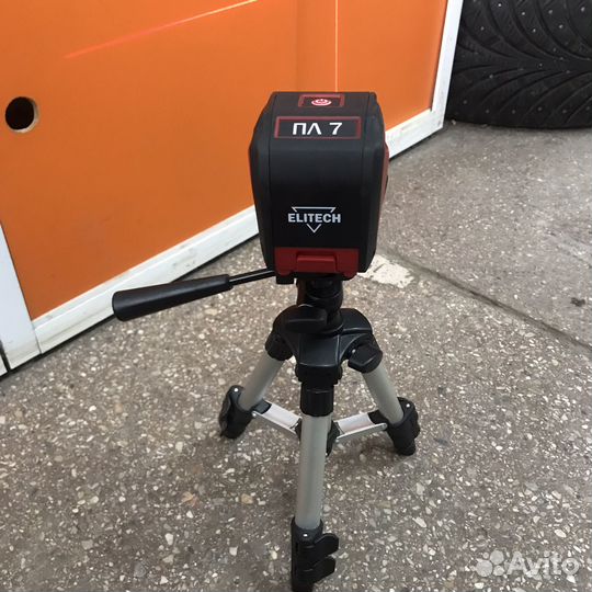 Лазерный нивелир Elitech пл 7