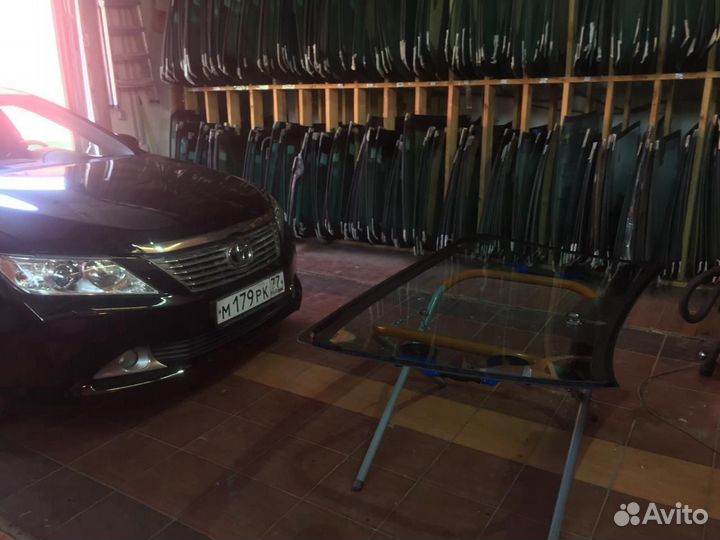 Лобовое стекло Тойота Камри