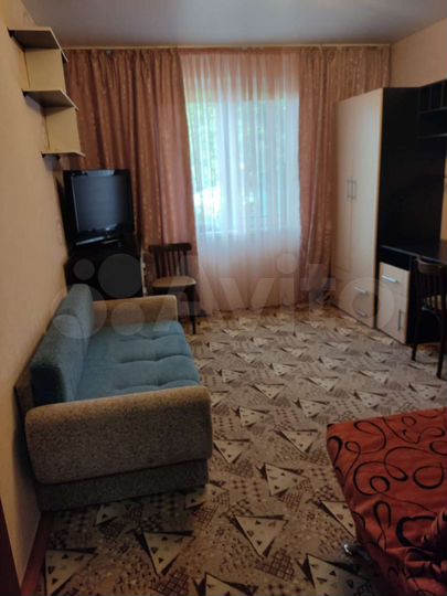 3-к. квартира, 57 м², 1/9 эт.