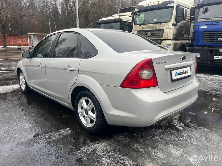 Ford Focus 1.8 МТ, 2011, 271 000 км