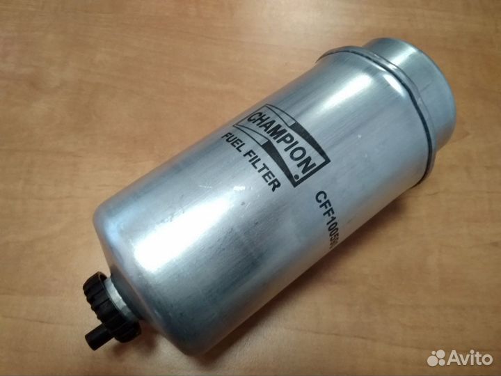 Топливный фильтр на CAT 428E CFF100590