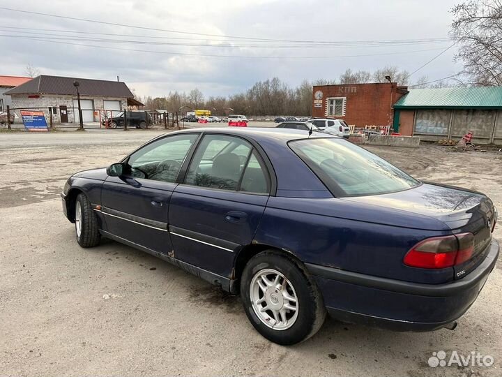 Opel Omega 2.0 МТ, 1998, 270 000 км