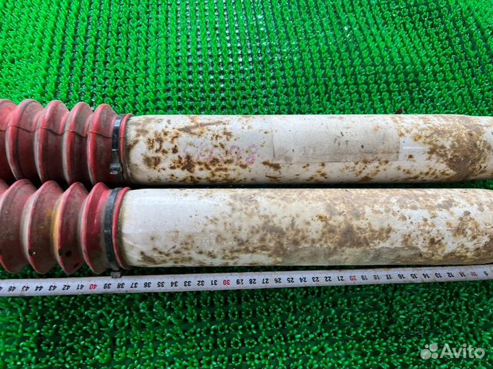 Амортизатор перед. Toyota Land cruiser