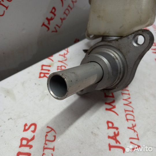 Главный тормозной цилиндр Mitsubishi Outlander Xl