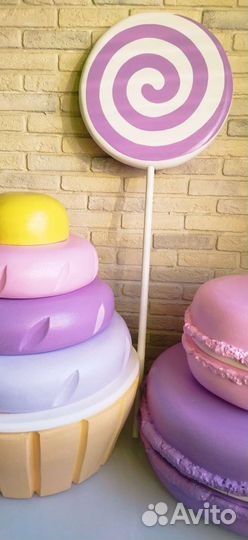 Сладости из пенопласта большие