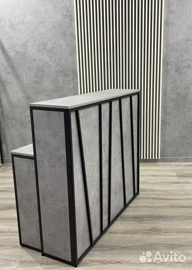 Ресепш, стойка администратора