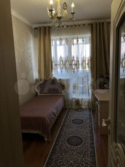 4-к. квартира, 130 м², 3/3 эт.