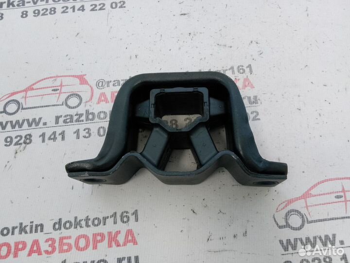 Опора двигателя правая Renault Logan