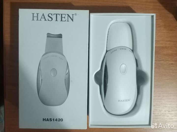 Массажёр - очиститель для лица