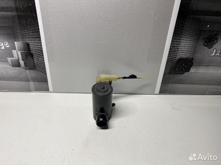 Моторчик омывателя лобового Honda Accord 7