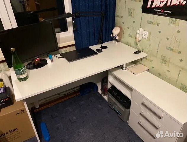 Письменный стол от производителя в наличии