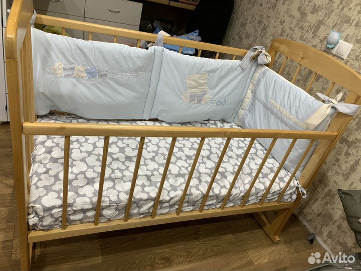 Детская кроватка
