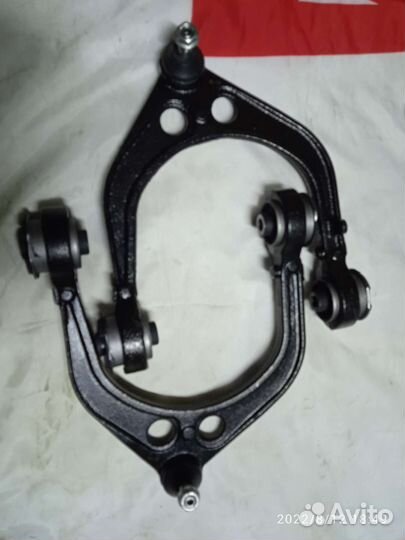 Рычаги перед верхние chrysler 300C