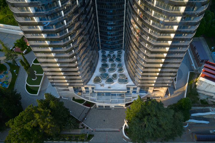 2-к. квартира, 106 м², 11/27 эт.