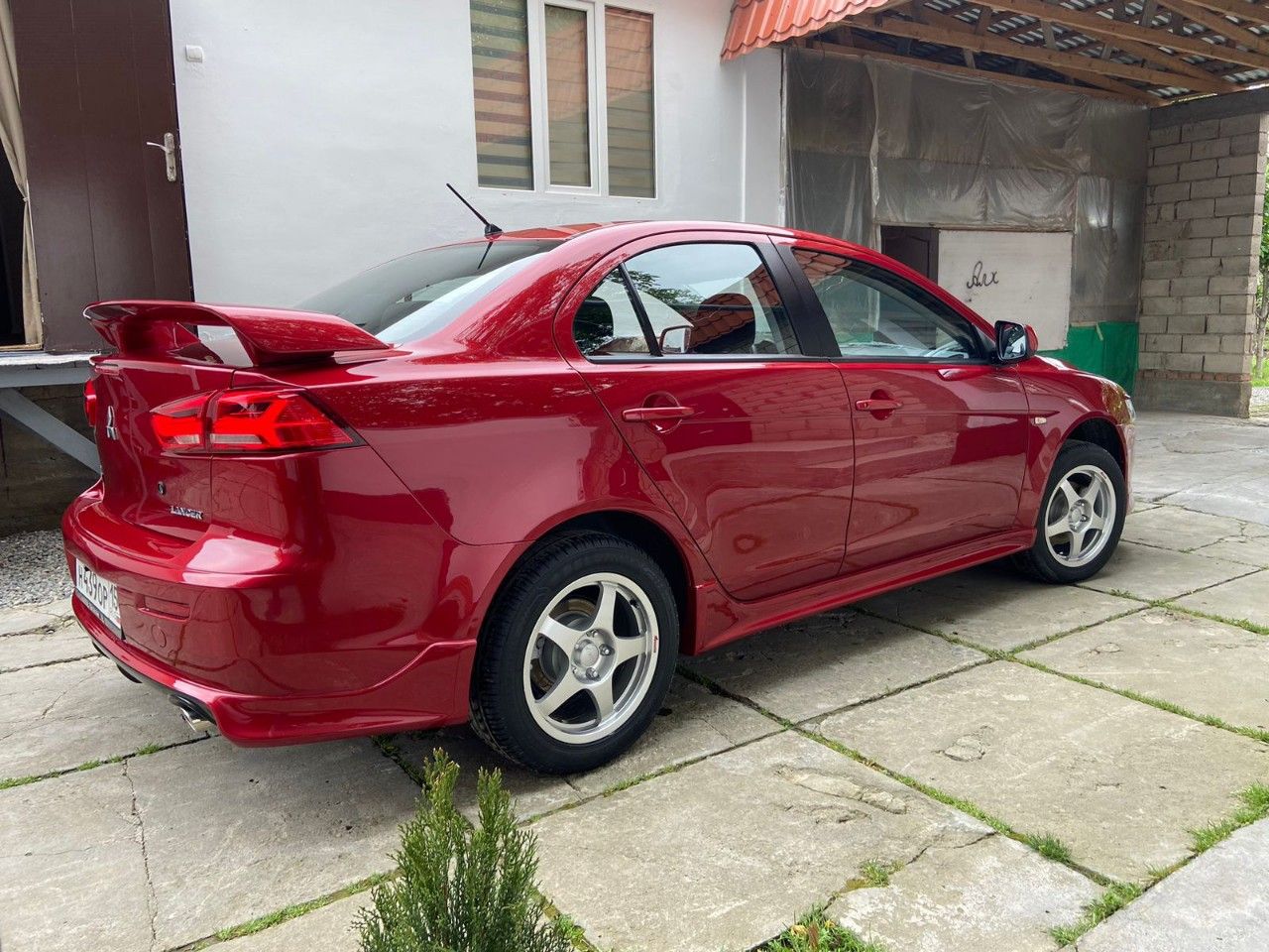 Mitsubishi Lancer: фото владельца