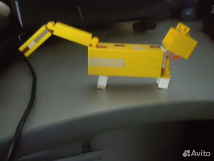 Lego кошка