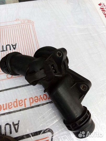 Система водяного охлаждения термостат в корпусе