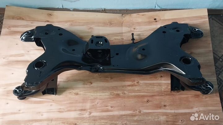 624011C100 Подрамник Hyundai Getz
