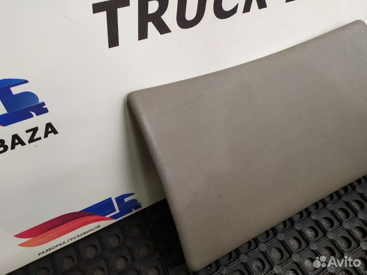 1652279 Крышка блока предохранителей