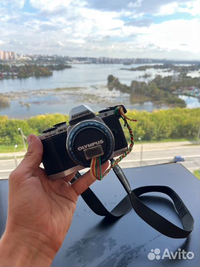 Olympus OM-D E-M10 фотоаппарат