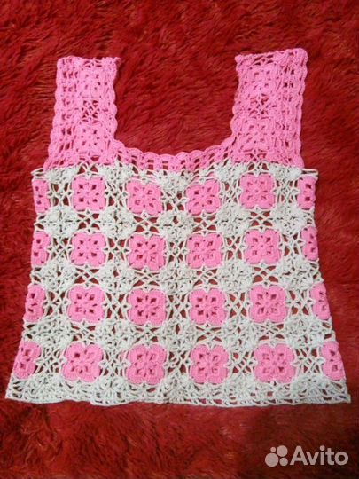 Топ вязаный