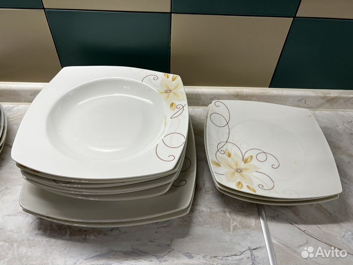 Набор столовой посуды, б/у, состояние новой