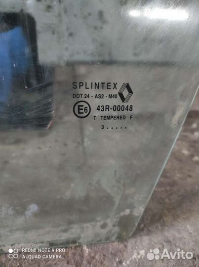 Переднее левое стекло Renault 19