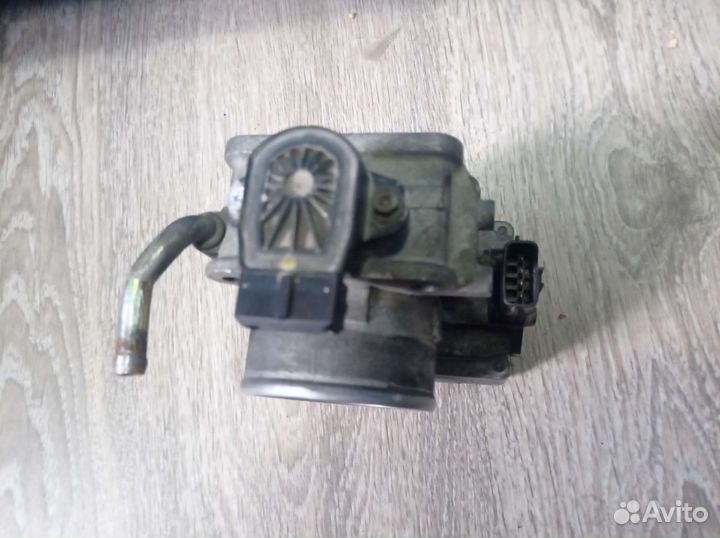 Дроссельная заслонка Mitsubishi cedia 1,8 электр