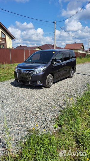 Toyota Esquire 1.8 CVT, 2016, 118 000 км