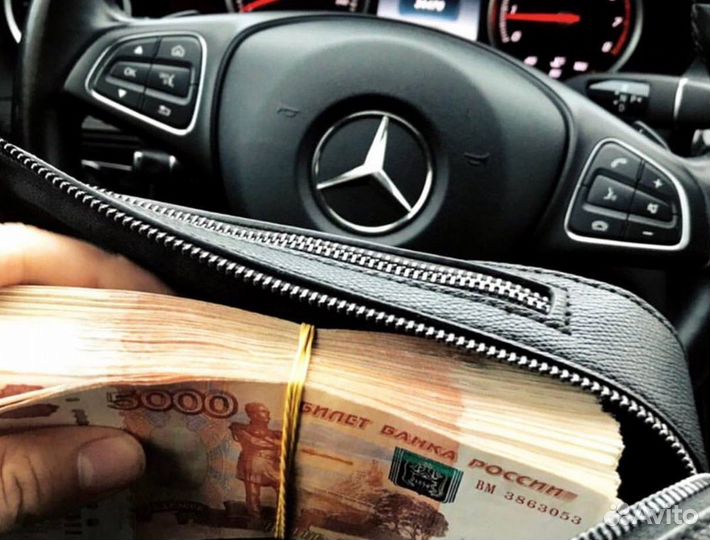 Водитель на авто компании Озон