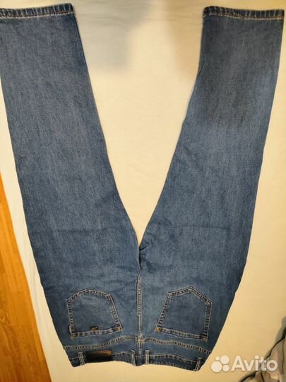 Джинсы